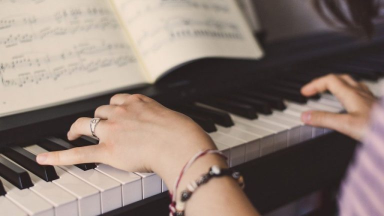 6 consejos para aprender a tocar un instrumento musical